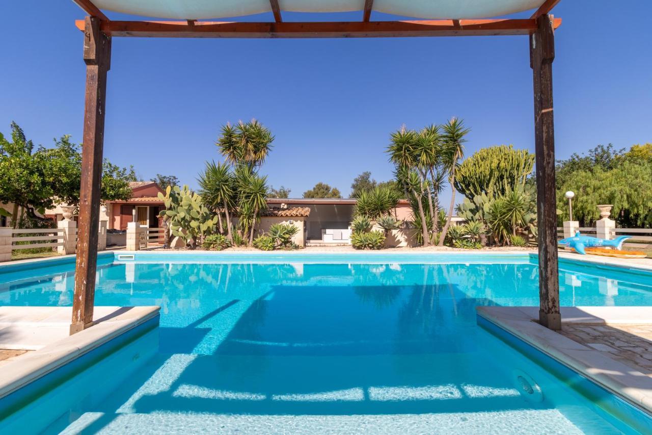 Villa Santa Croce Санта Кроче Камерина Екстериор снимка